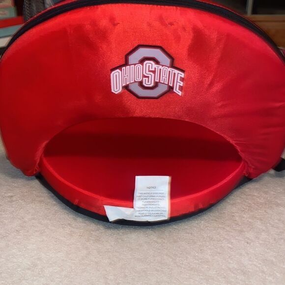 Ohio State Folding Chair!  - Picture 3 of 4